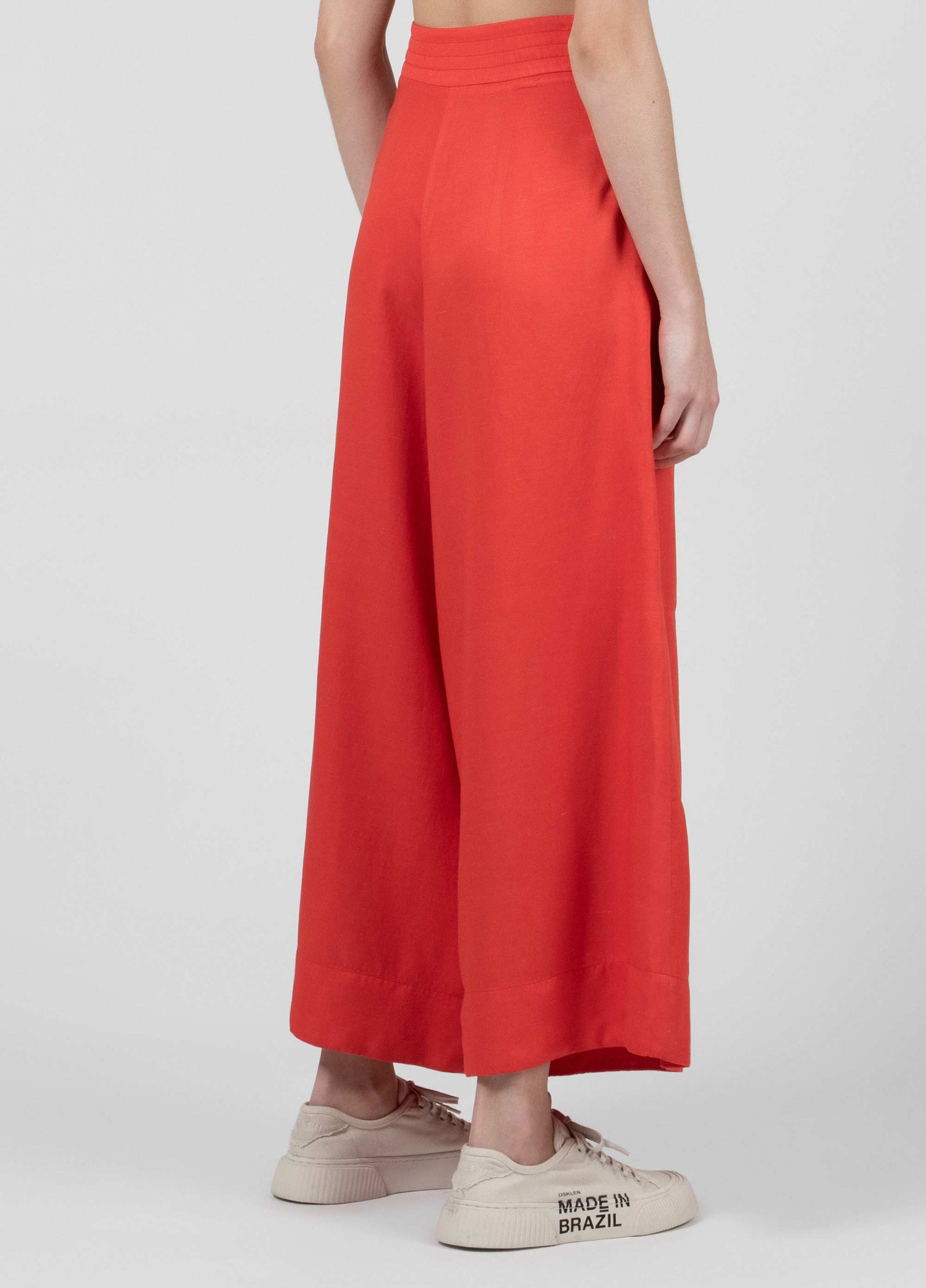 Backside of Pantalón Costuras