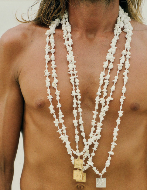 Closeup Collar Guía Carybé