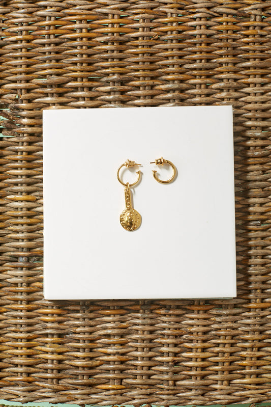 Earrings Mirror