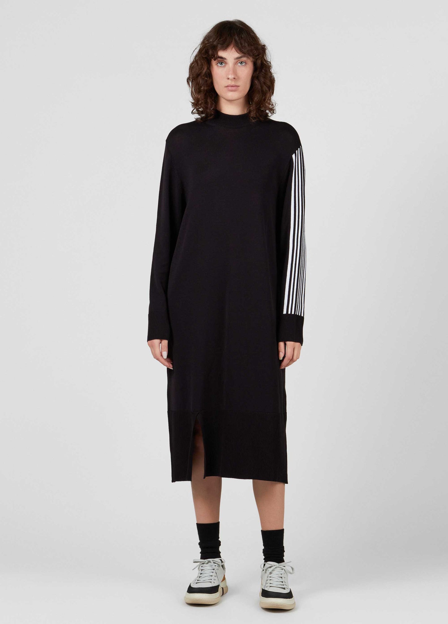 Vestido Tricot Negro Rayas