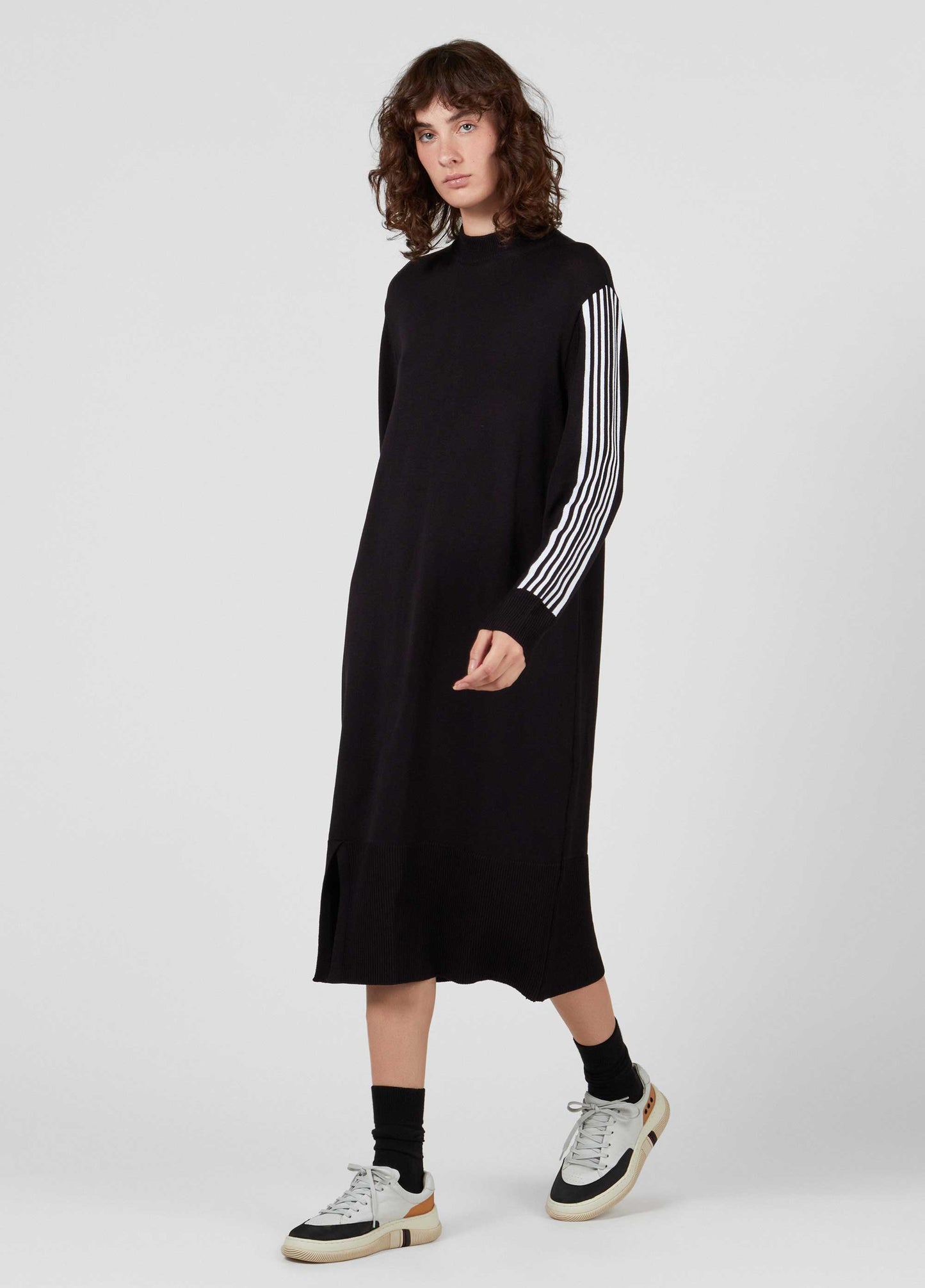 Vestido Tricot Negro Rayas